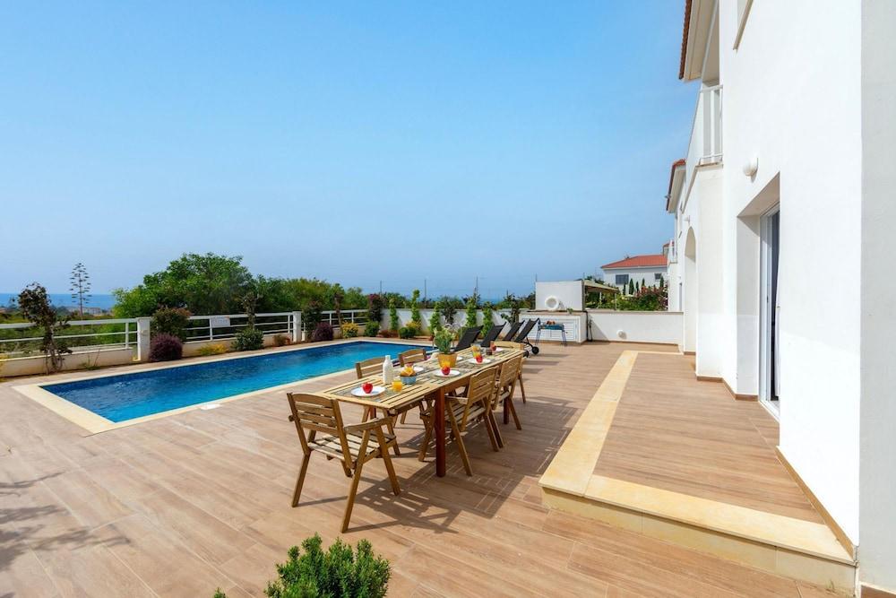 Napa Bay View Villa 4