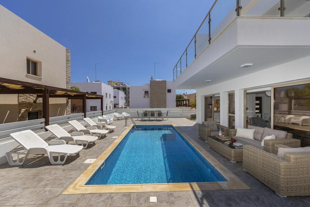 Protaras Sunrise Beach Villa