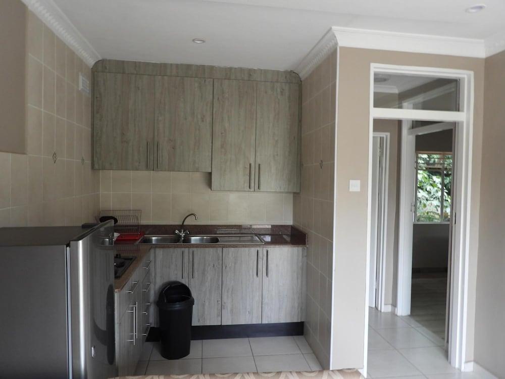 2 Bed Apartment With Ensuite Kitchenette- 2071
