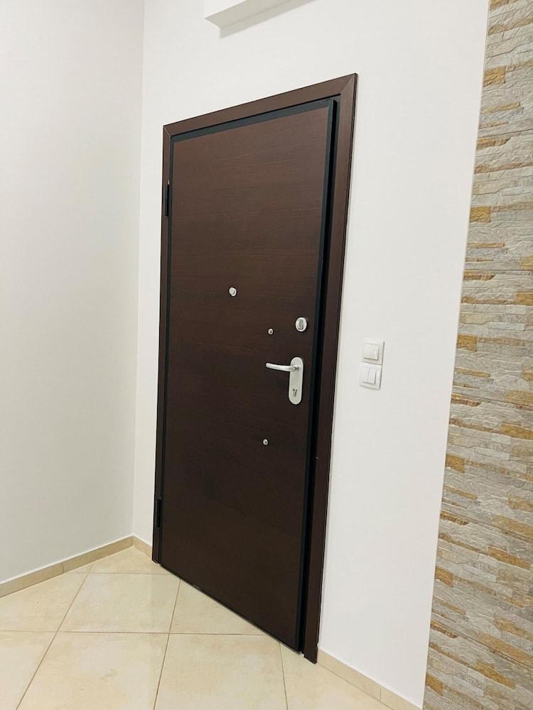 Piraeus 3 in Piraeus