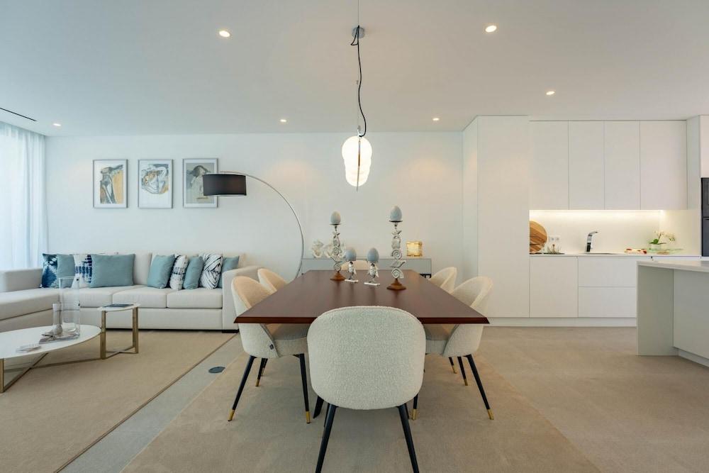 ONE SIX Villa in Vilamoura