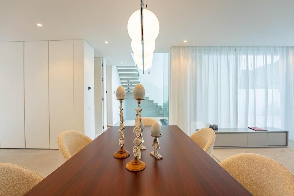 ONE SIX Villa in Vilamoura