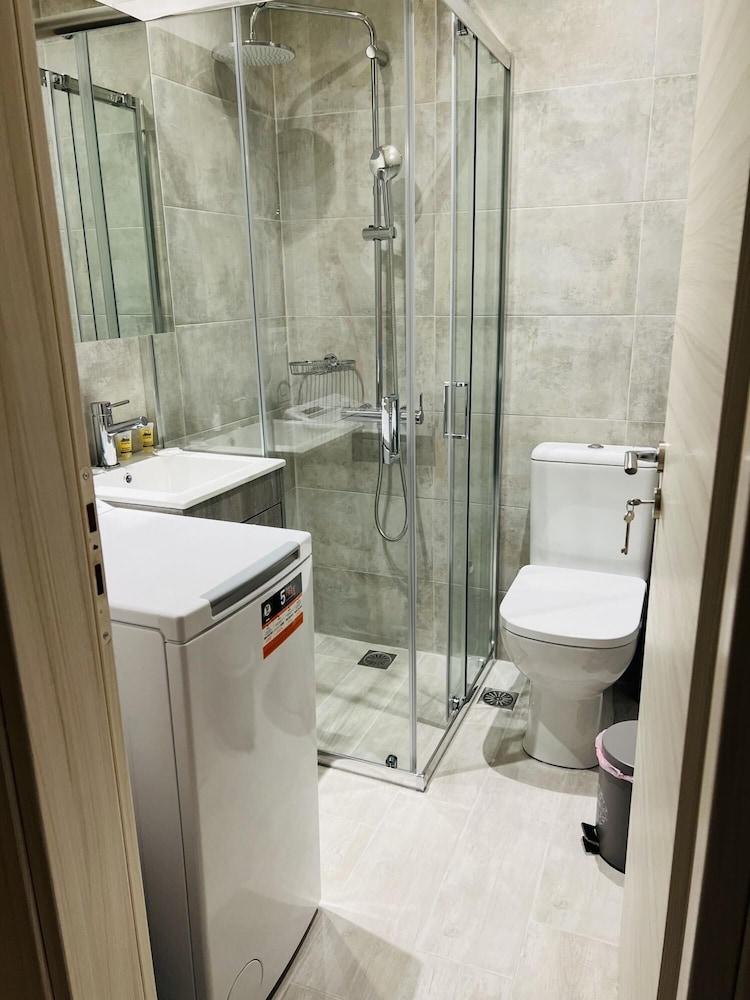 Koukaki Gem in Athina