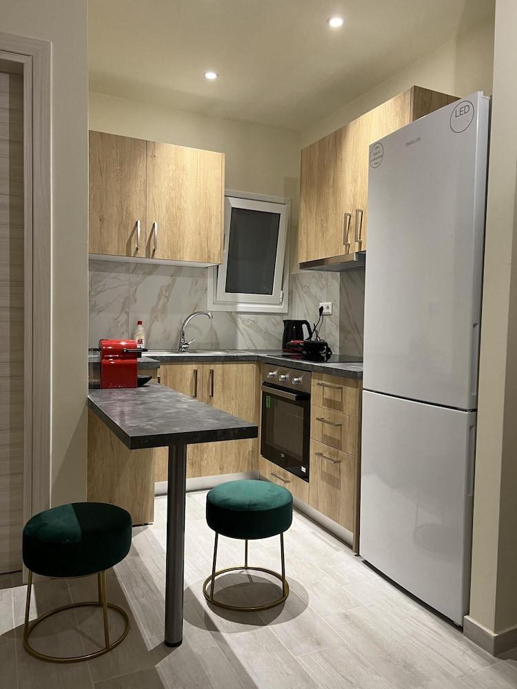 Koukaki Gem in Athina