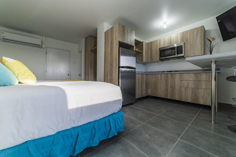 Turibana Plaza Suite 7