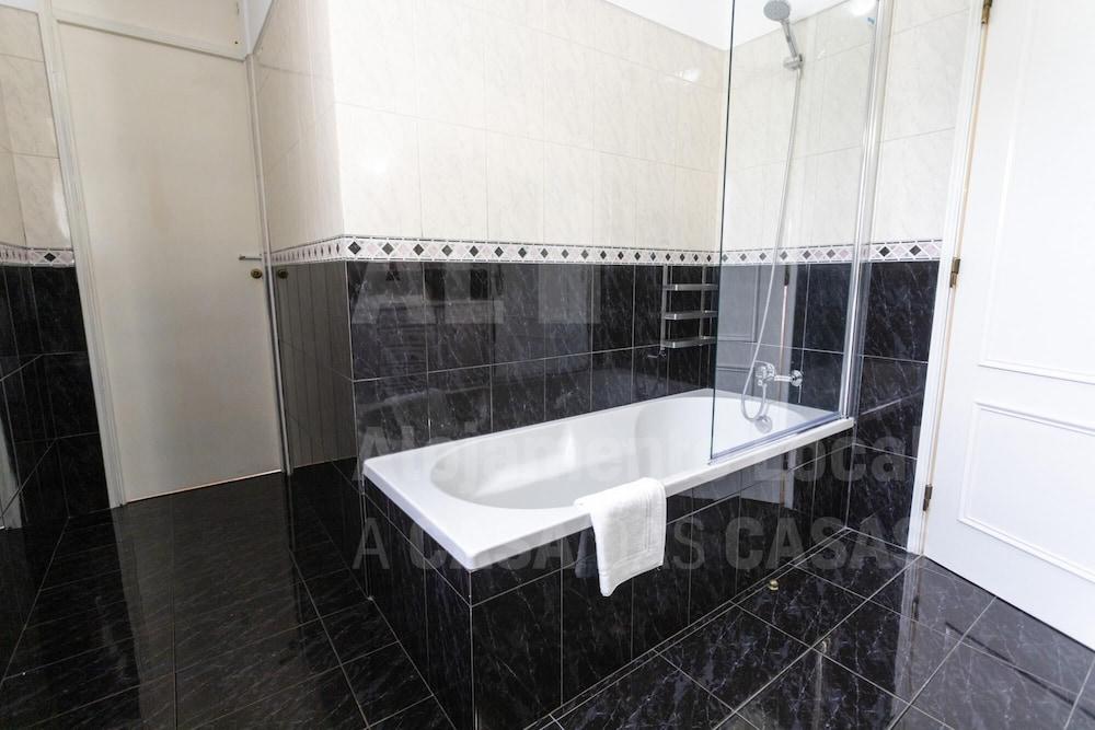 Moinho D Ouro Residence by Acasadascasas