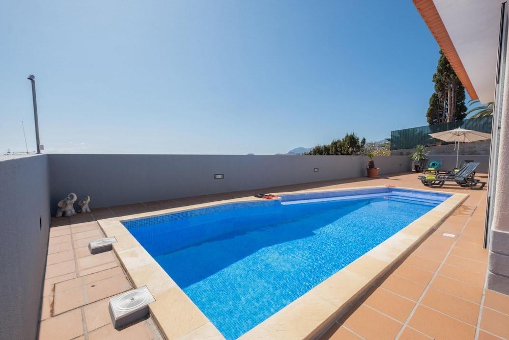 Funchal Bay View Villa by Homie