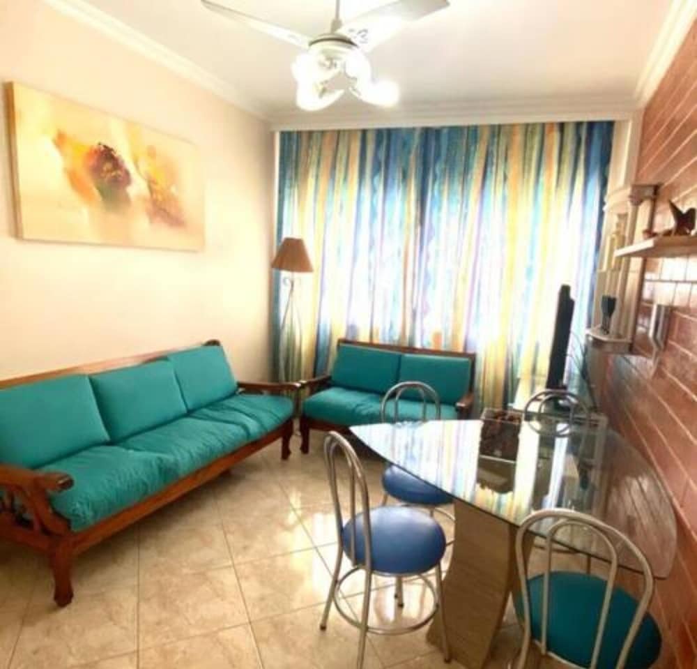 Apto próximo da Praia da Enseada c Wi-Fi