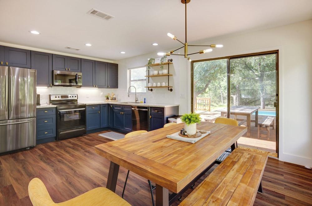 Somerville Cabin w/ Private Pool!