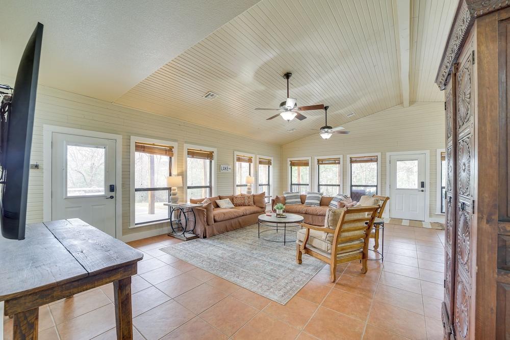 Lakefront Eufaula Vacation Rental w/ Private Dock