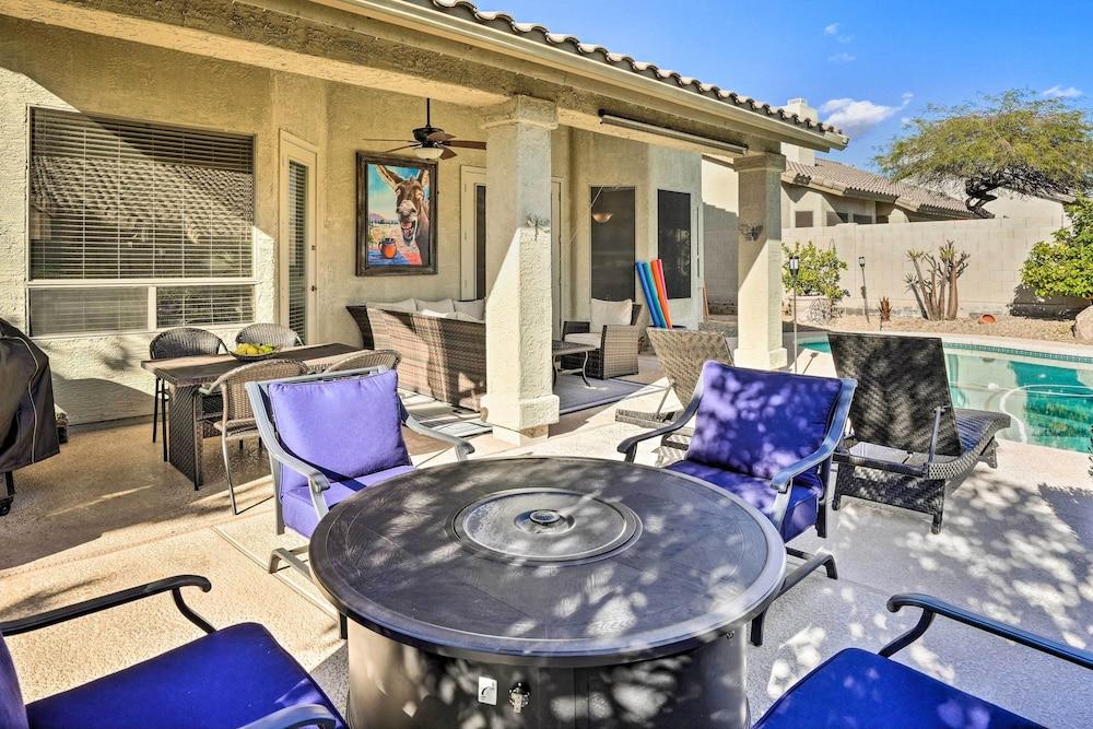 Pool, BBQ & Fire Pit: Family Home in Cave Creek