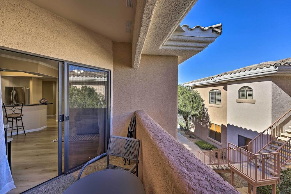 Dog-friendly Condo w/ Pool & Hot Tub in Phoenix