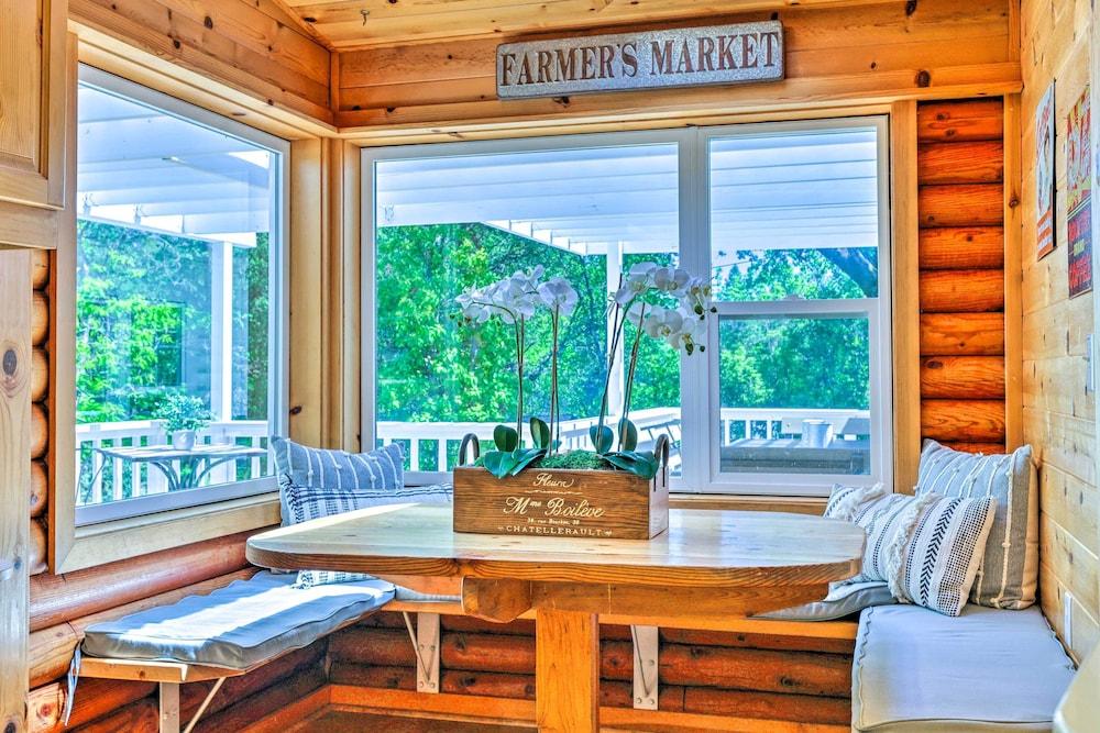 Steps to Dtwn Murphys: Cottage w/ Furnished Porch