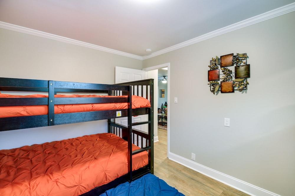 Ararat Home w/ Spacious Yard & Mountain Views!