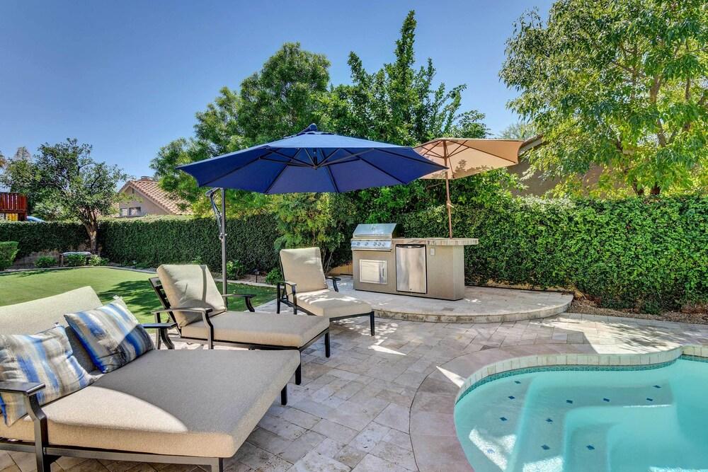 Private Pool, Grill: Upscale Scottsdale Retreat!