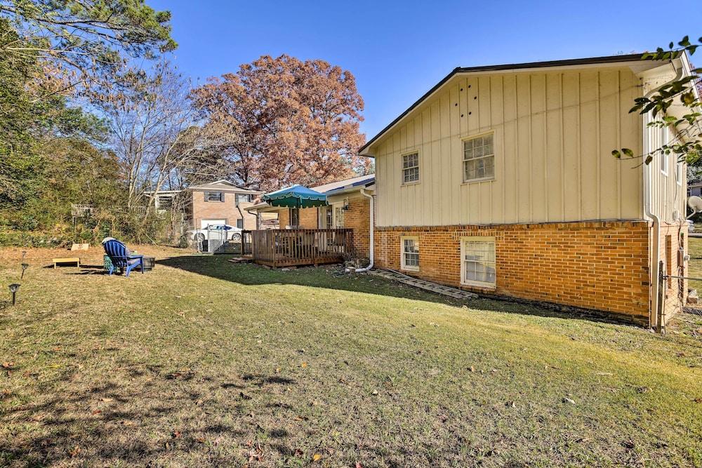 Modern Birmingham Escape w/ Yard + Fire Pit!