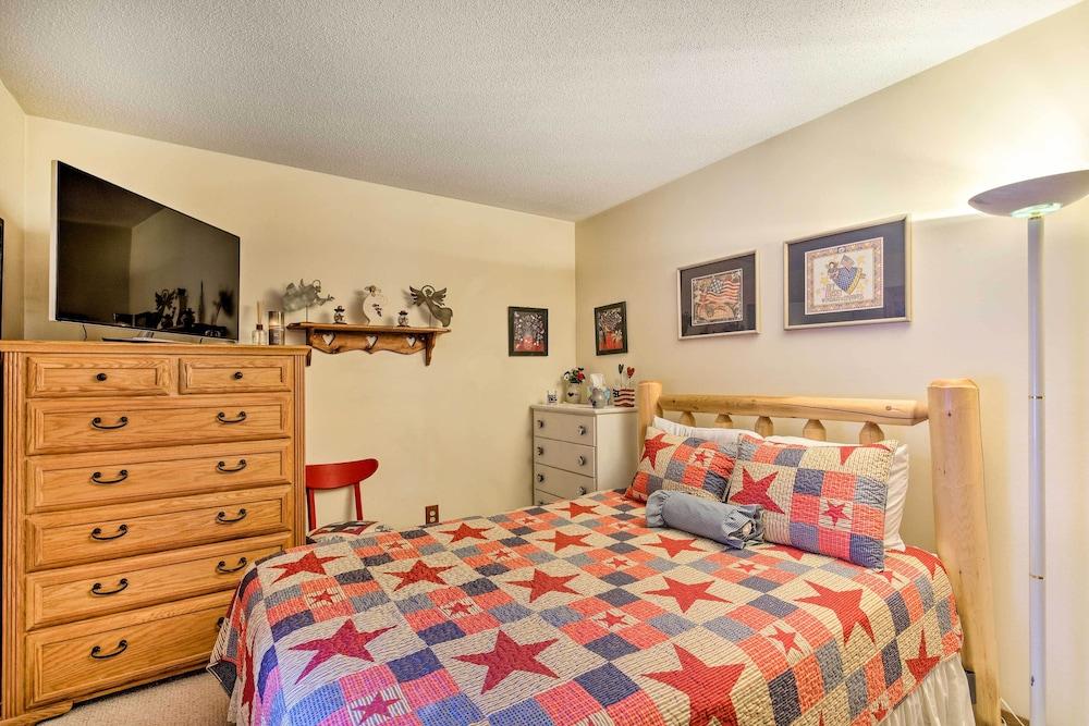 Lake Nokomis Escape w/ Dock & Beach Access