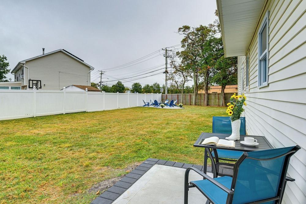 Bay Shore Vacation Rental w/ Shared Yard!