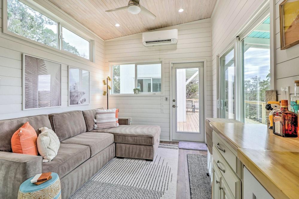 Updated Texas Tiny Home Rental on Lake Travis