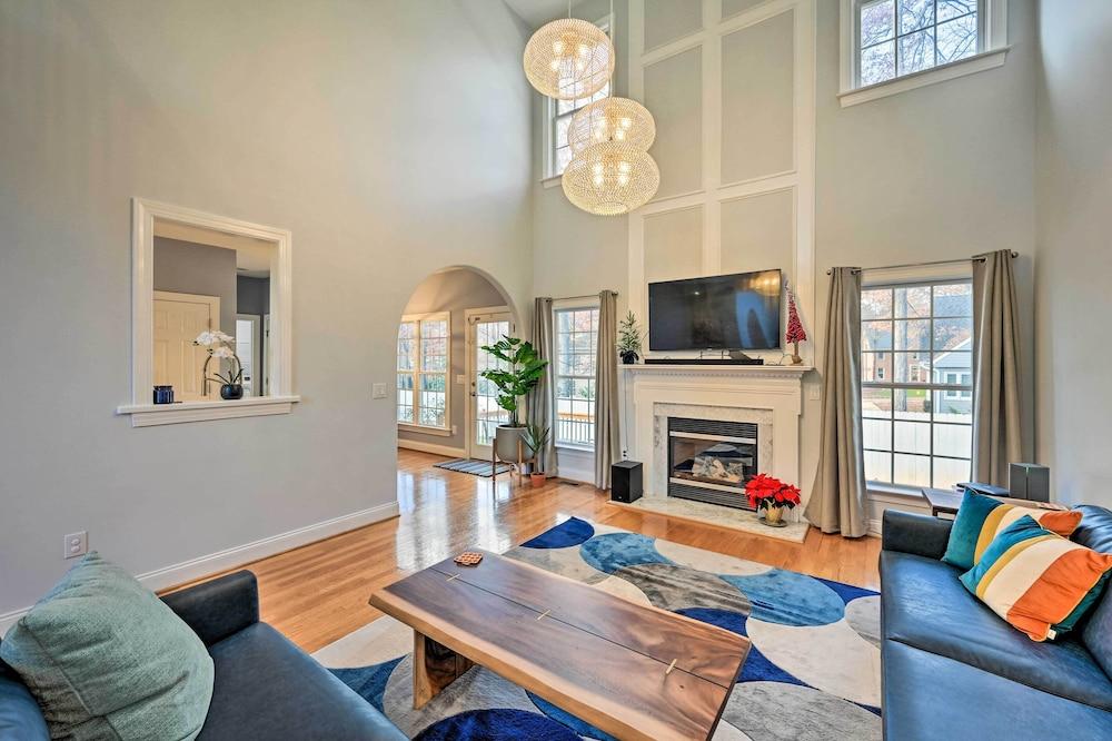 Tranquil Greensboro Home w/ Fire Pit!