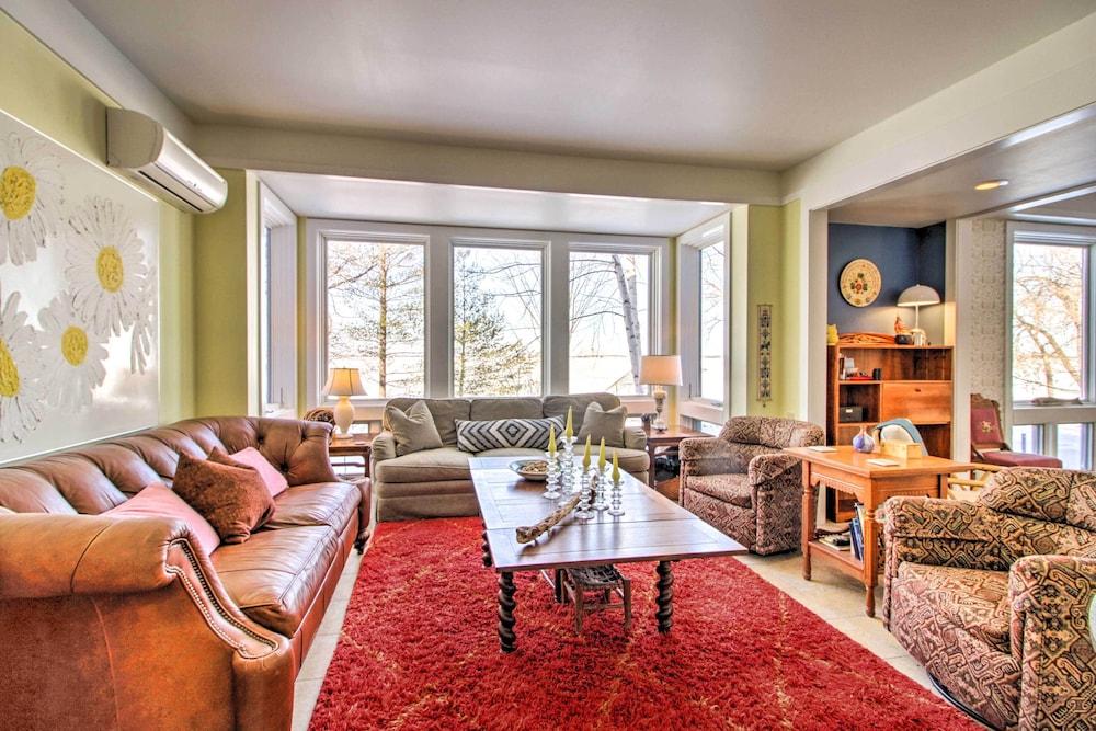 Charming Clitherall Cabin on West Battle Lake