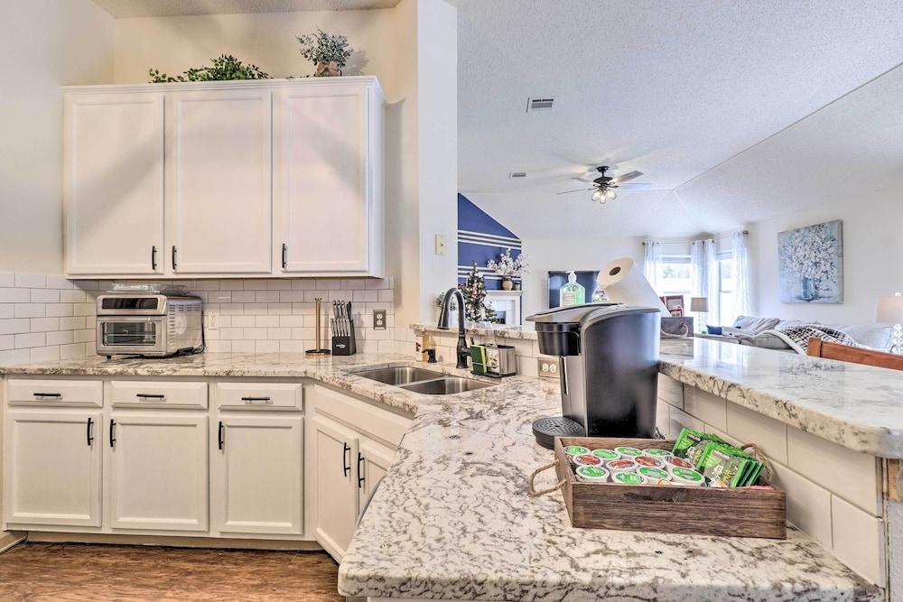 Modern Pflugerville Getaway w/ Private Pool!