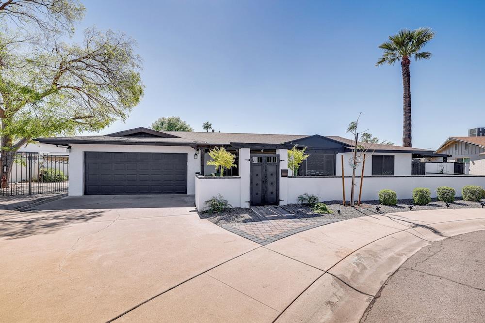 Private Pool & Grill: Scottsdale Getaway!