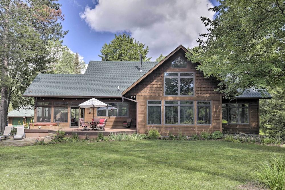 Spacious Riverfront Escape w/ Private Hot Tub