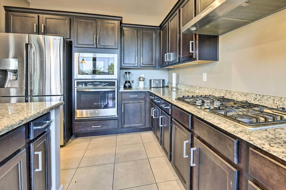 Spacious Gilbert Vacation Rental w/ Patio!