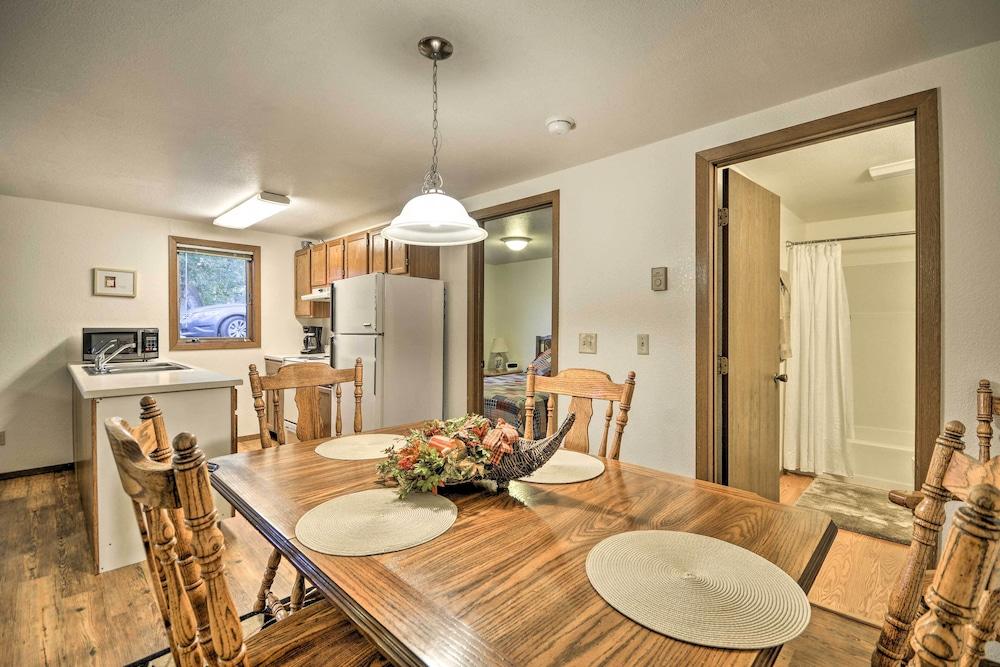 Charming Columbus Apt Along Yellowstone River