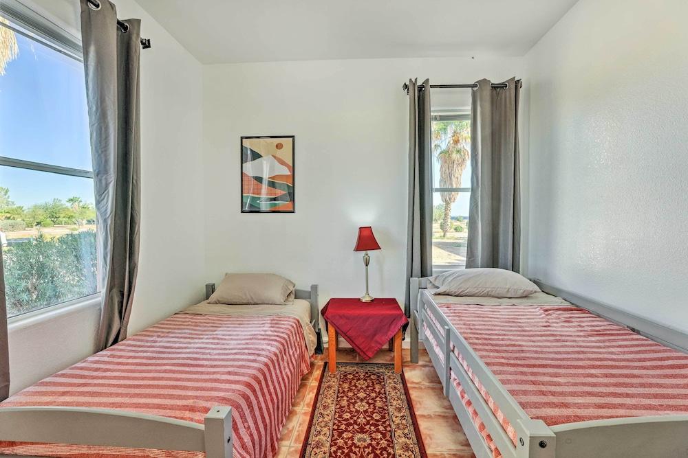 Cozy & Relaxing Eloy Apartment w/ Pool Access