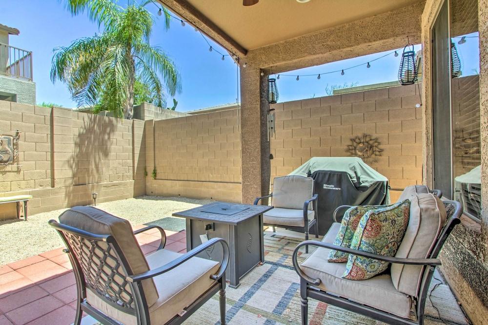 Pool & Hot Tub Access: Home in North Phoenix