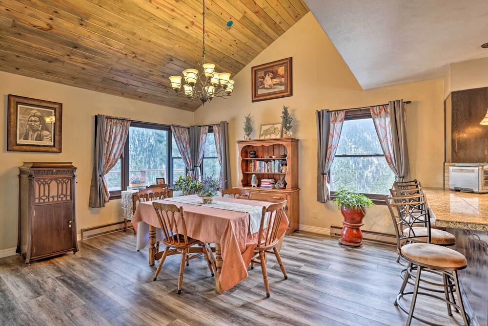 Private Sauna & Mtn Views: Idaho Springs Gem