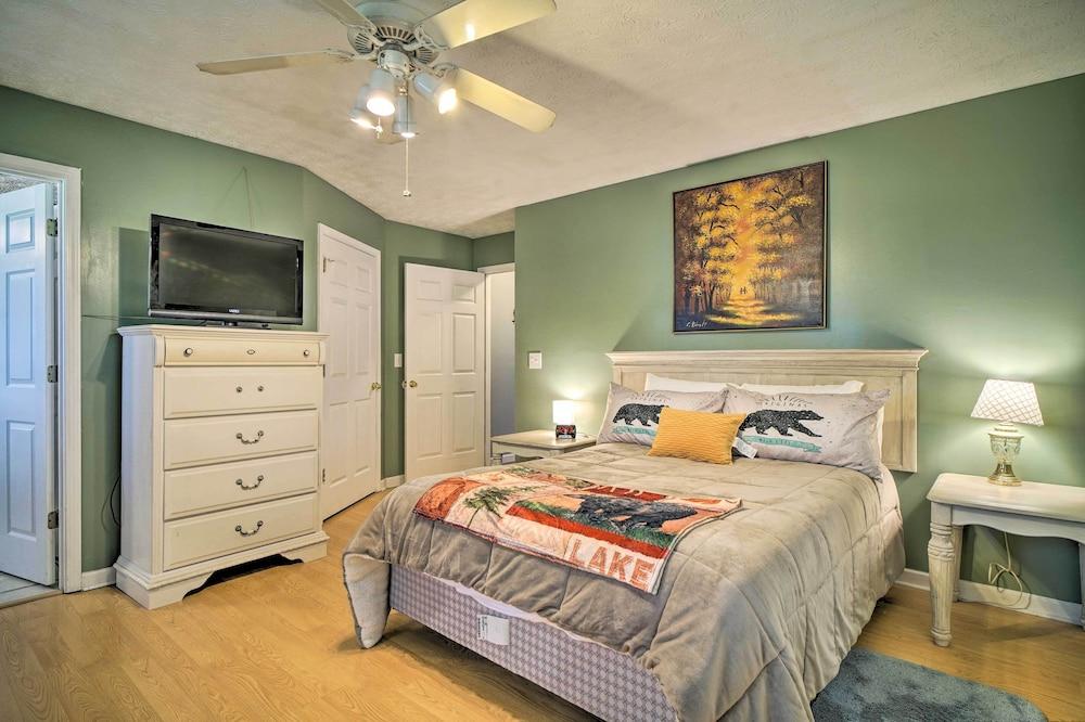 Charming 'hideaway Haven' Near Pigeon Forge!