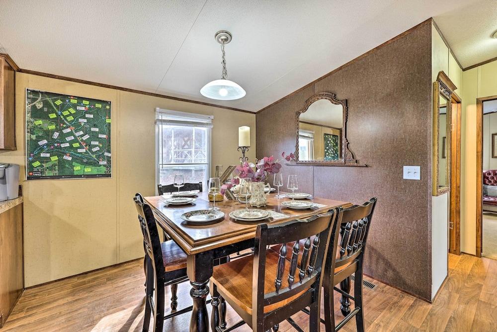 Keane Ranch 2 Mtn Cabin w/ 300 Acres in Ozark!