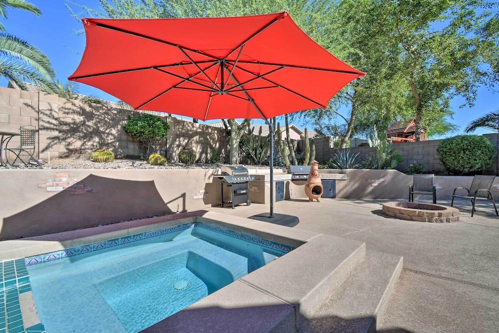Hot Tub & Fire Pit: Mtn-view Mesa Home!
