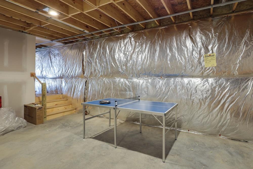 Chestertown Hideaway w/ Lake & Beach Access!