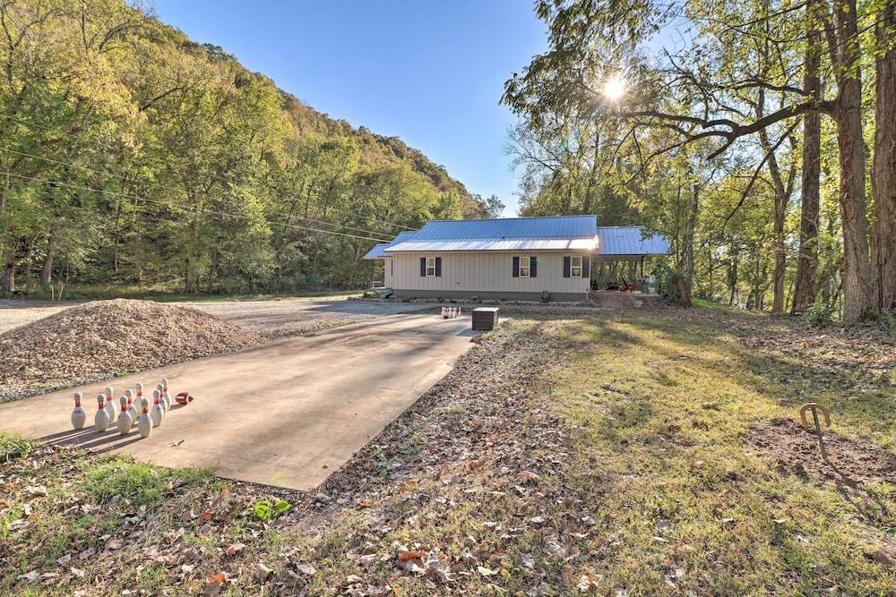 Riverfront 'heaven on the White' w/ Covered Patio!