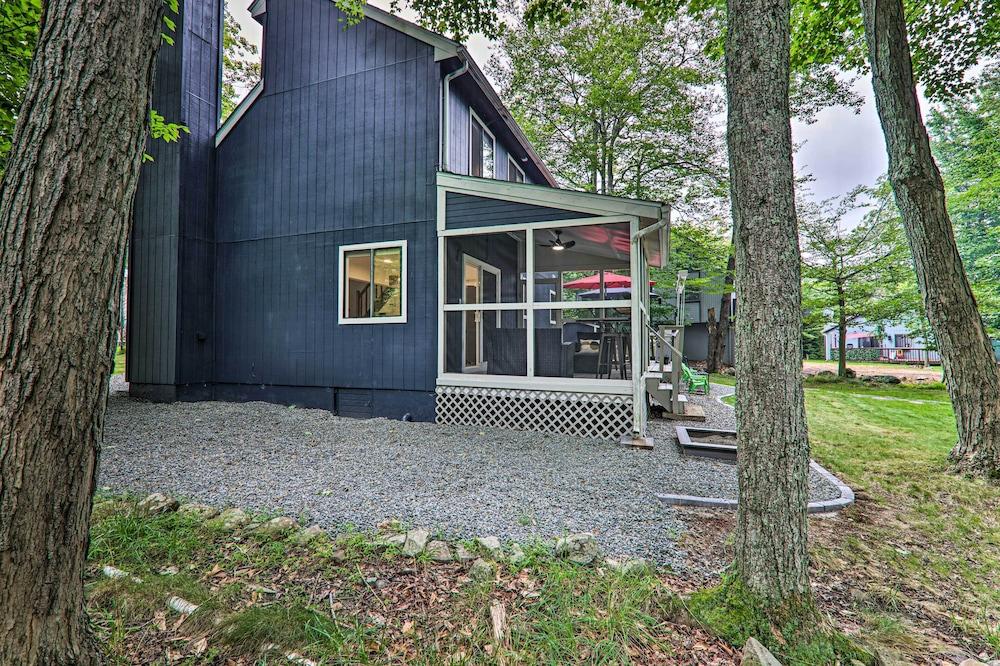 Lake & Pool Access: Home Near Tobyhanna State Park