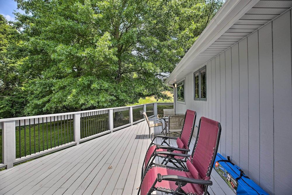 Lake Cumberland Home w/ Deck + Water Access!