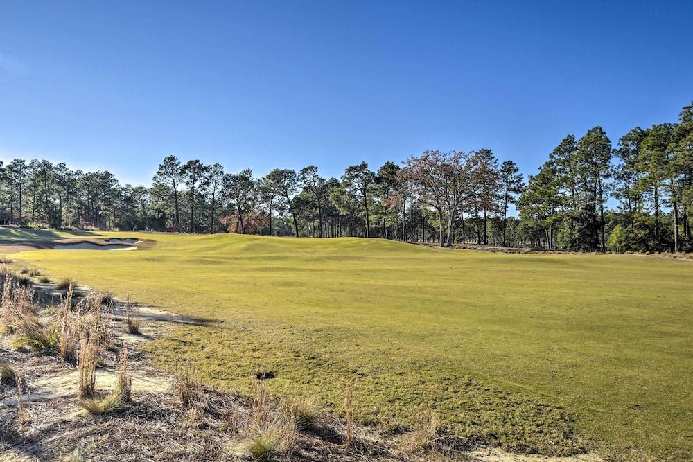 Modern Townhome w/ Deck & Golf Course Views!