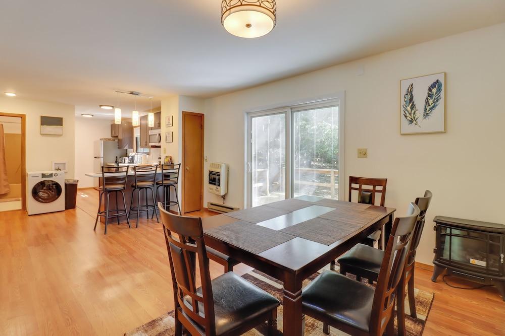 Furnished Deck & Game Room: Cabin in Tobyhanna