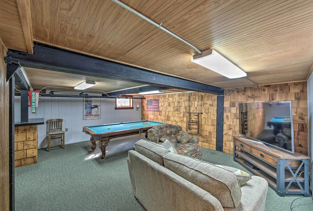 Waterfront Port Angeles Home w/ Harbor Views