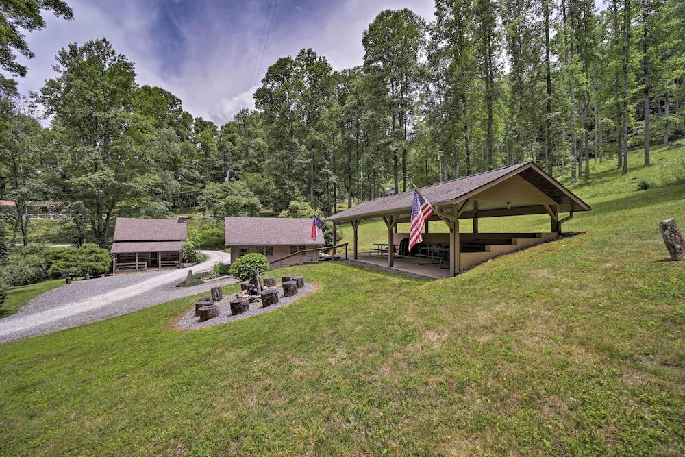 Historic Mountain Cabin: Grill & Hiking Trail!