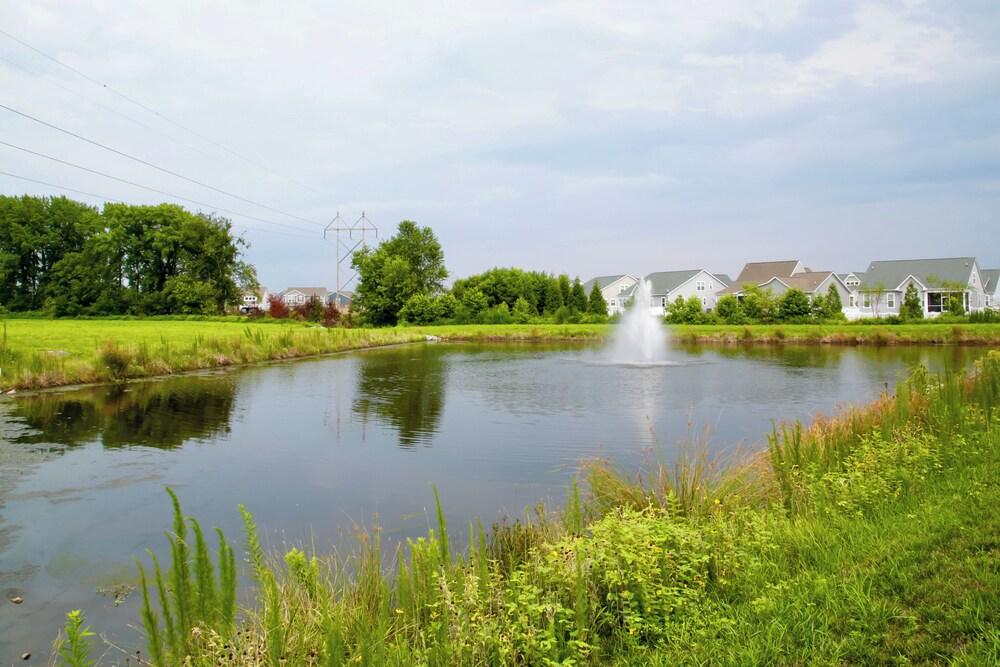 Family-friendly Home: 4 Mi to Bethany Beach!