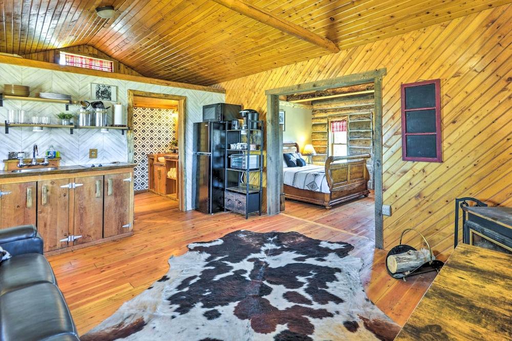 Remote Escape: Clark Home w/ Incredible View