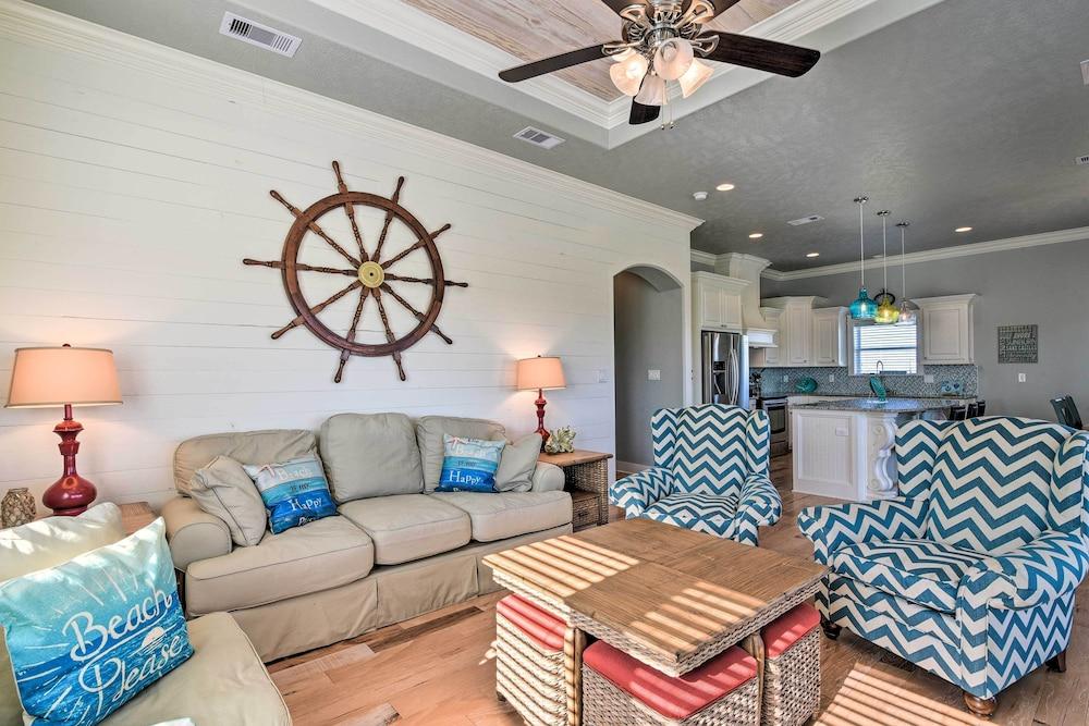 Deck + Fire Pit: Updated Crystal Beach Retreat!