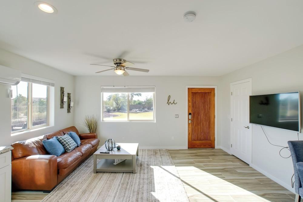 Peaceful Peoria Bungalow w/ Grill & Pool!
