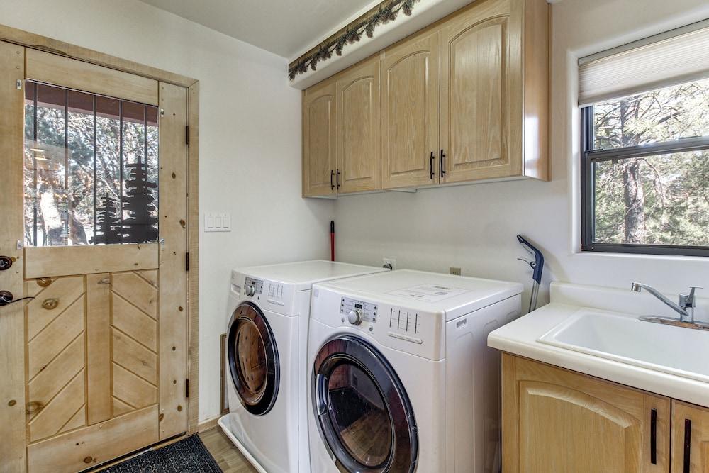 Near Hiking: 'ponderosa Paradise' Overgaard Cabin