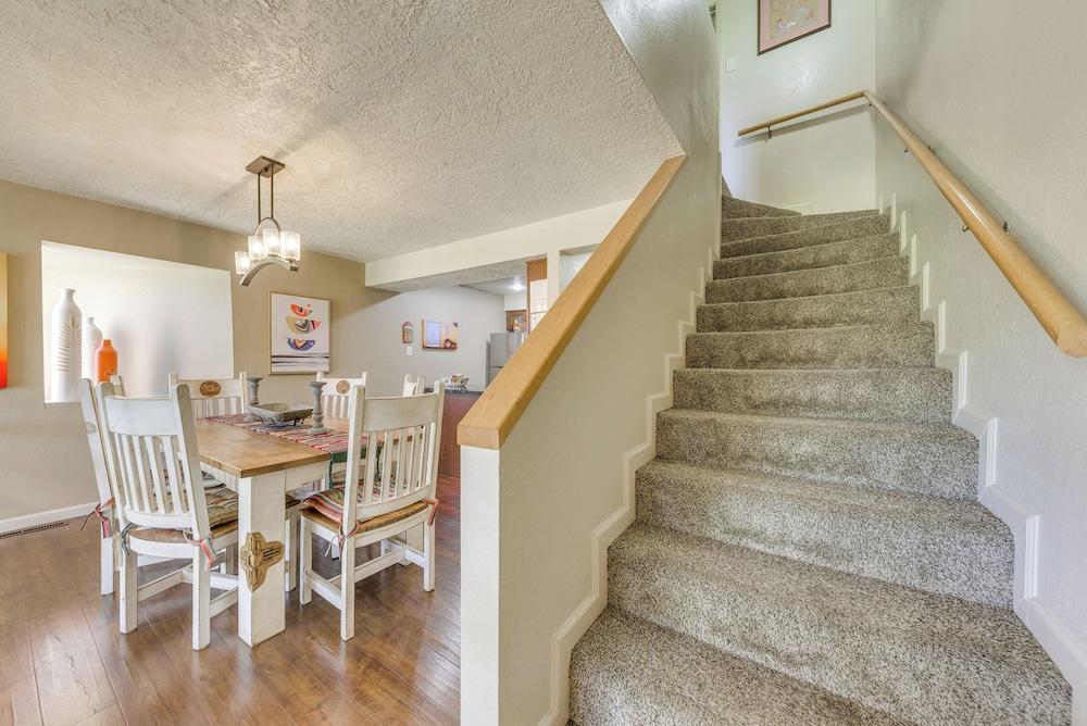 Ruidoso Golf Condo - Patio & Mountain View!